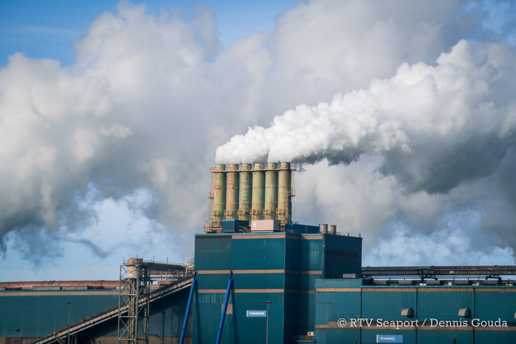 Uitstoot Tata slecht voor gezondheid IJmond