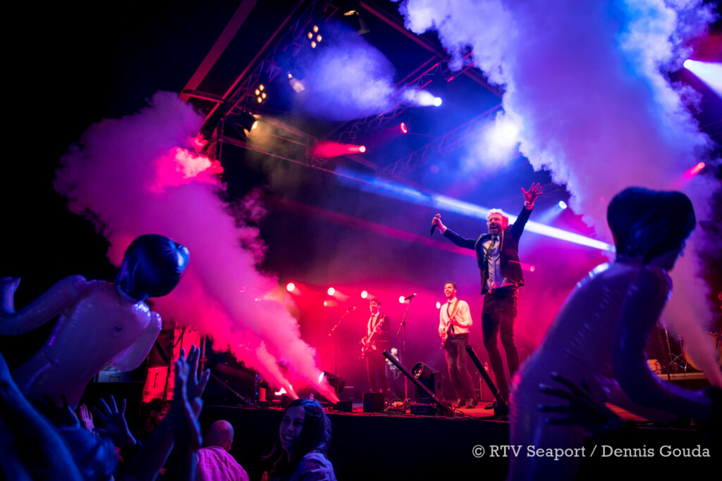 Zomerfestival dag 3: Grasvolleybal en muziek van ‘down under’