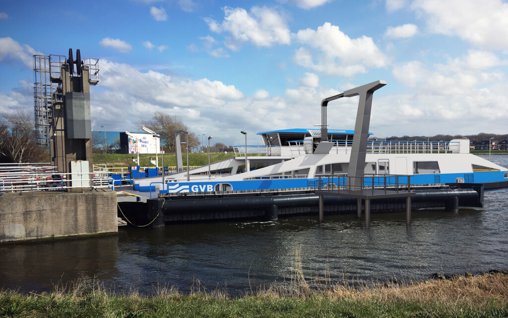 Velsen krijgt eerste elektrische pont over Noordzeekanaal.