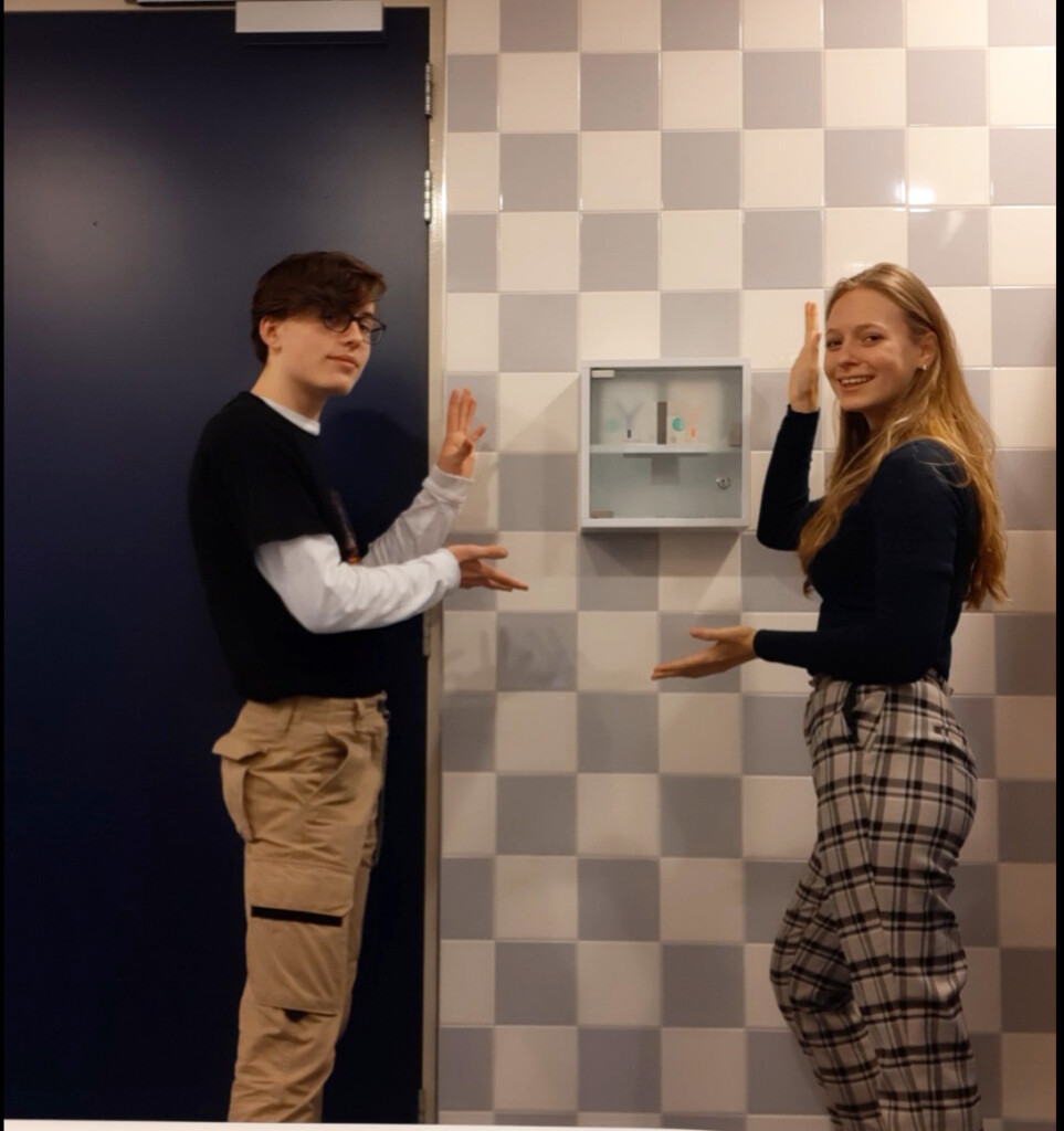 AUDIO – Leerlingen organiseren gratis menstruatieproducten op toiletten Felisenum