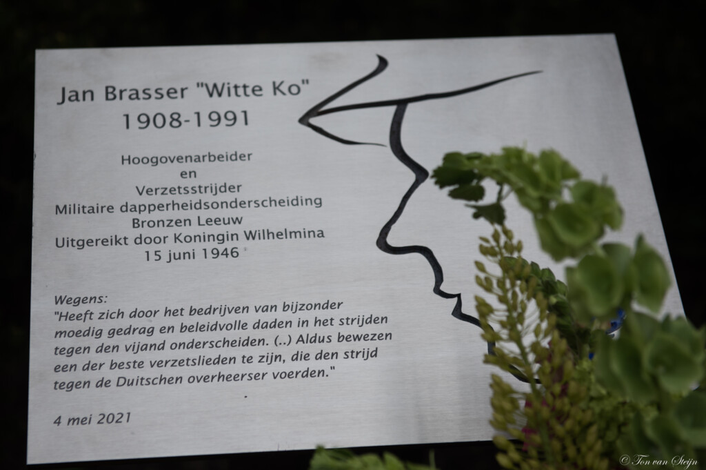 Plaquette Jan Brasser onthuld