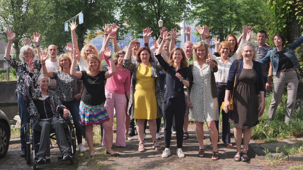 Diploma uitreiking Natuurgidsenopleiding IVN Zuid-Kennemerland