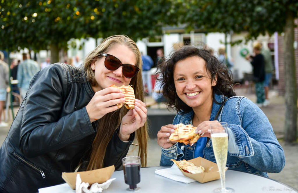 Terugblik: feest op het plein tijdens Santpoort Food Fest