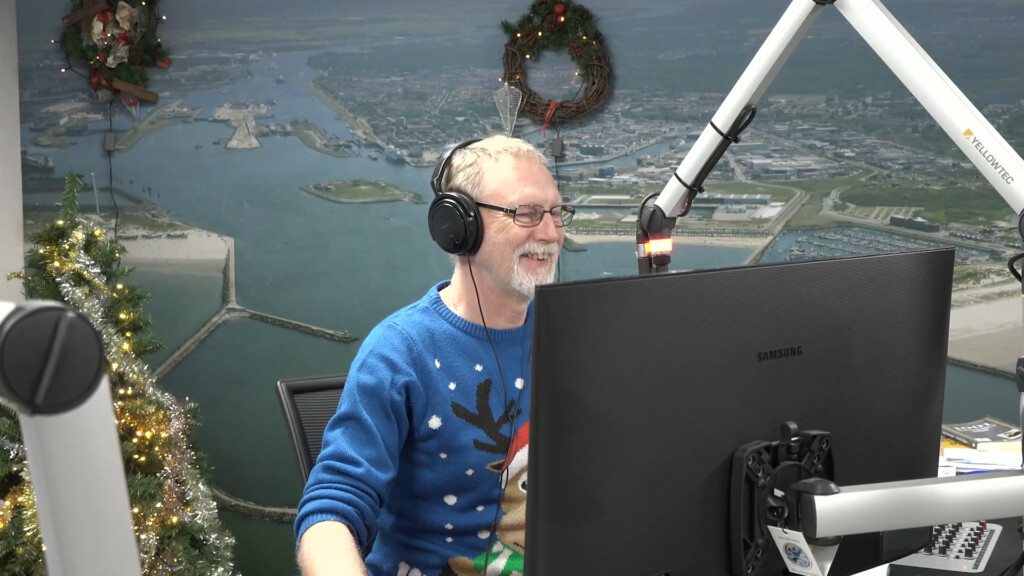 Kerst in de RTV Seaport radiostudio