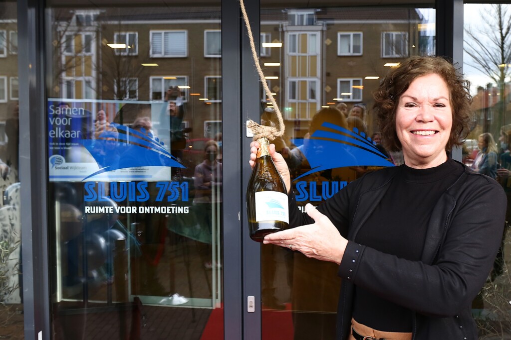 Multifunctioneel centrum Sluis 751 feestelijk geopend