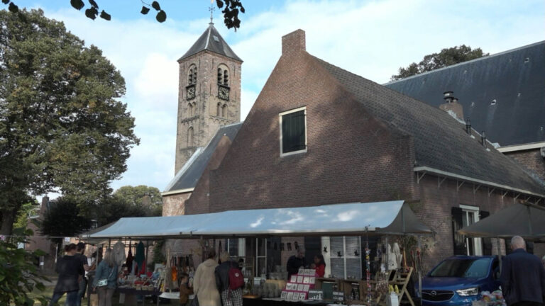 Dit weekend jaarmarkt en rondje om Engelmunduskerk Velsen-Zuid