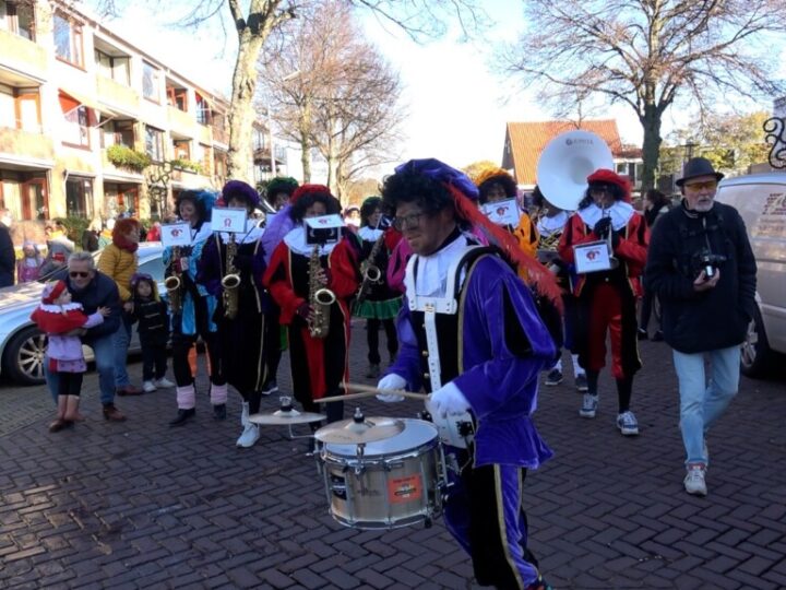 Aankomst Sinterklaas in Driehuis