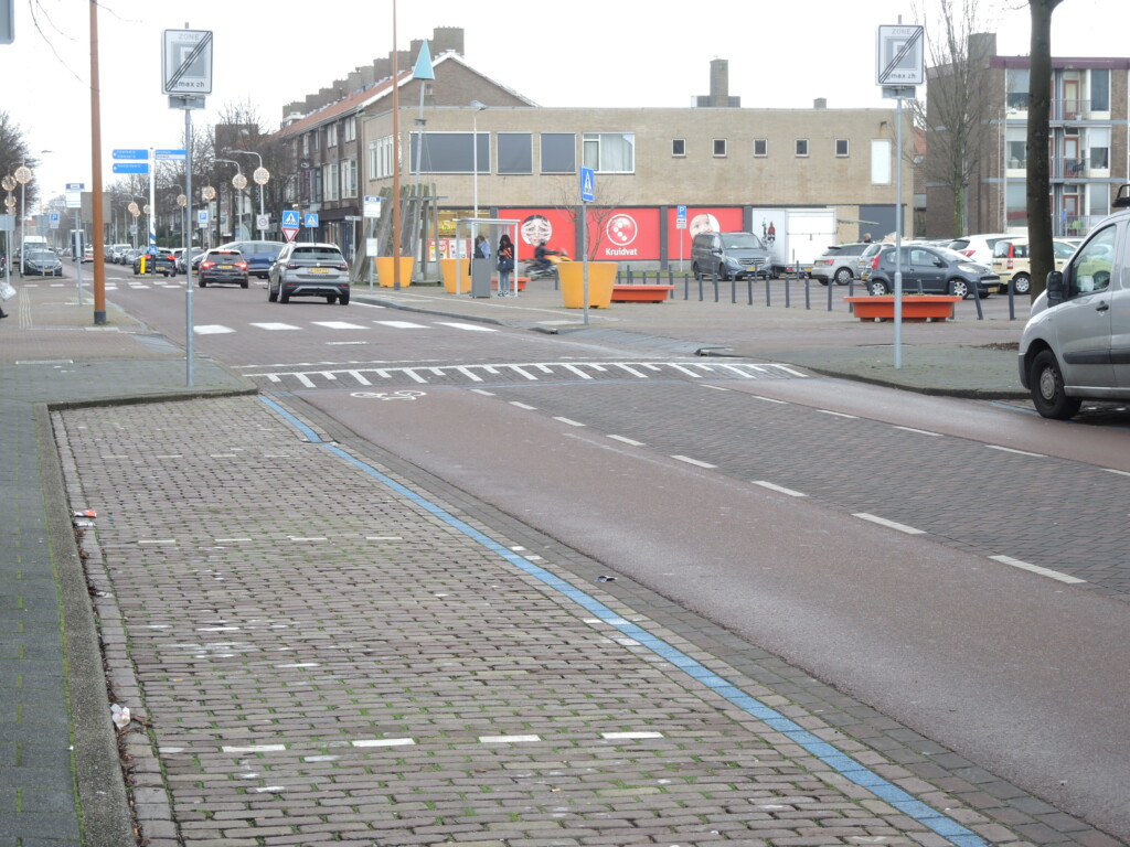Blauwe zone Kennemerlaan blijft