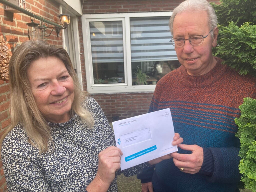 Overuren voor de postbode: Velsen-Noorders kunnen aan de slag met enquête asielboot