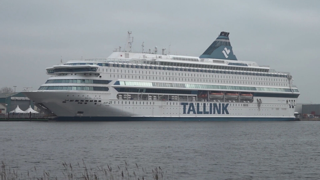 Velsen-Noorders over de toekomst van opvangschip Silja Europa