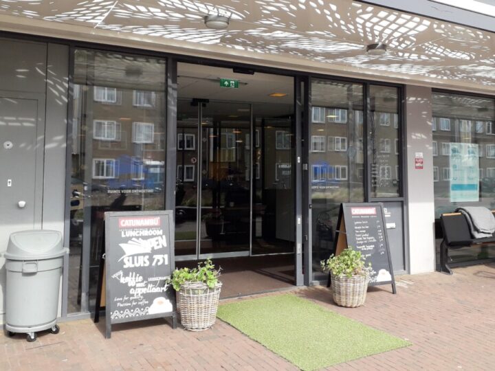 Samen koken samen eten in Sluis 751 in IJmuiden