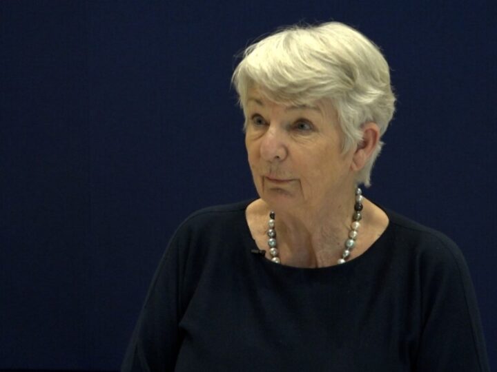 Anneke van Dok te gast tijdens vrouwenstemmen in de raad