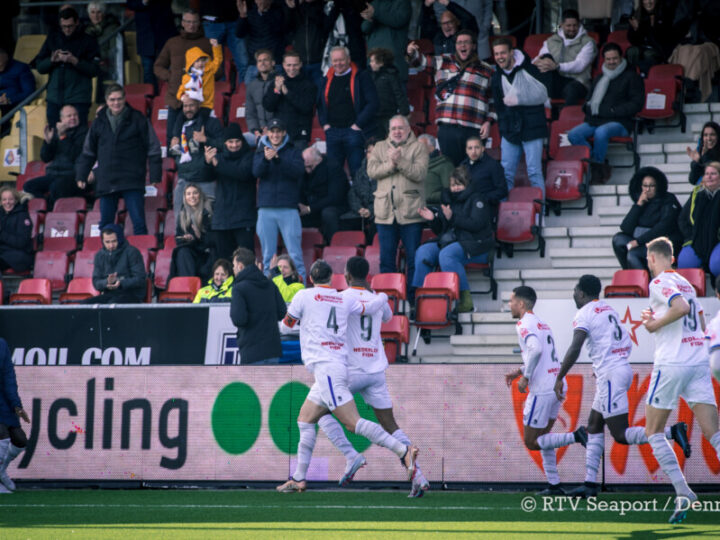 Telstar pakt dankzij Plet in extremis drie punten tegen TOP Oss