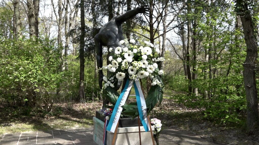 Herdenking begraafplaats Duinhof