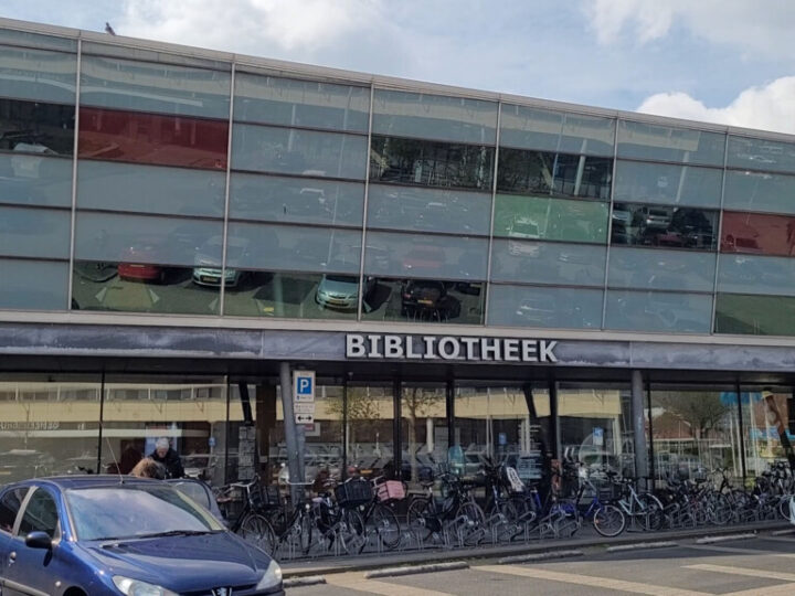 De maand juni in de Bibliotheek