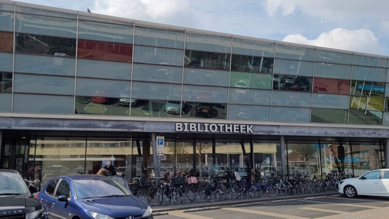 De maand juni in de Bibliotheek