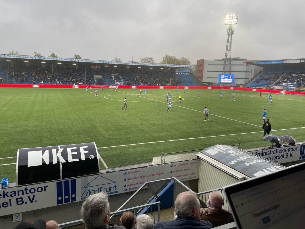 Telstar pakt strohalm en op jacht naar plek 8