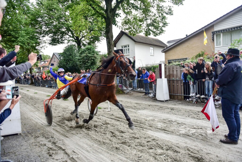 Grote belangstelling en recordomzet bij kortebaan in Santpoort