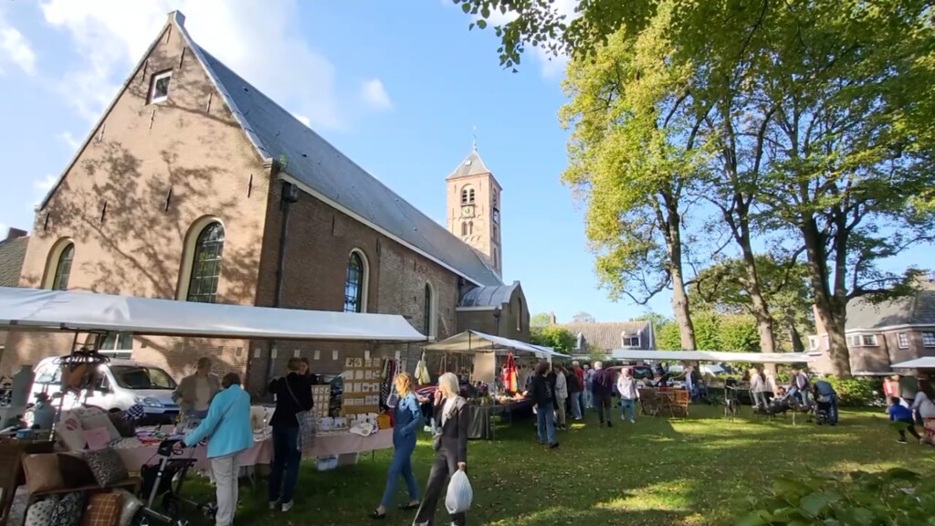 54e Jaarmarkt rond de oude Engelmunduskerk