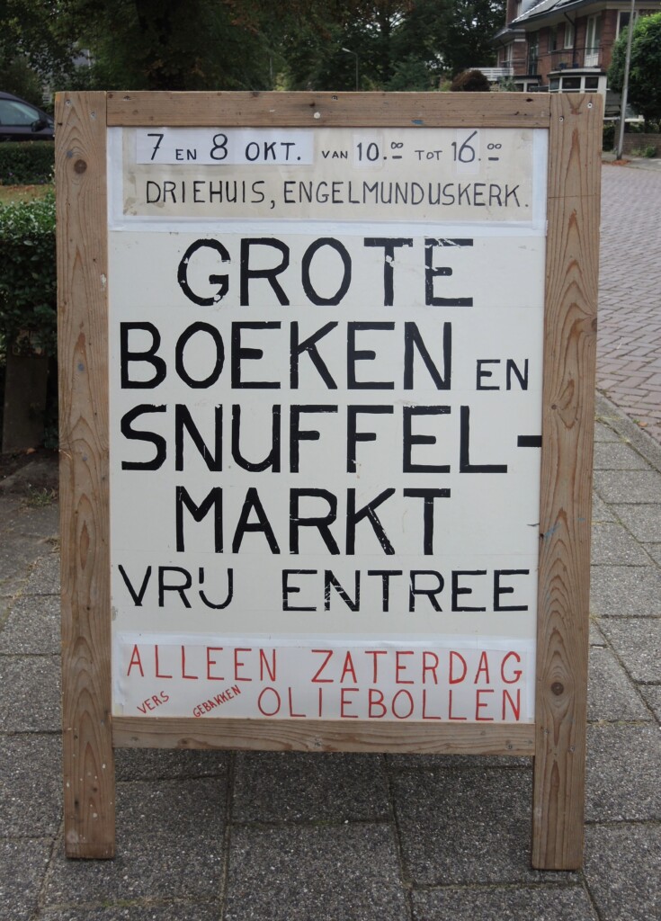 Boeken en Snuffelmarkt Engelmunduskerk Driehuis