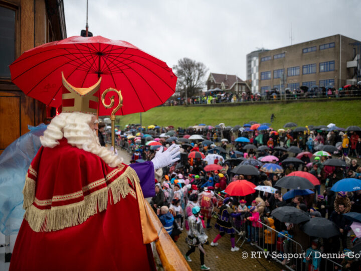 Aankomst Sinterklaas in IJmuiden